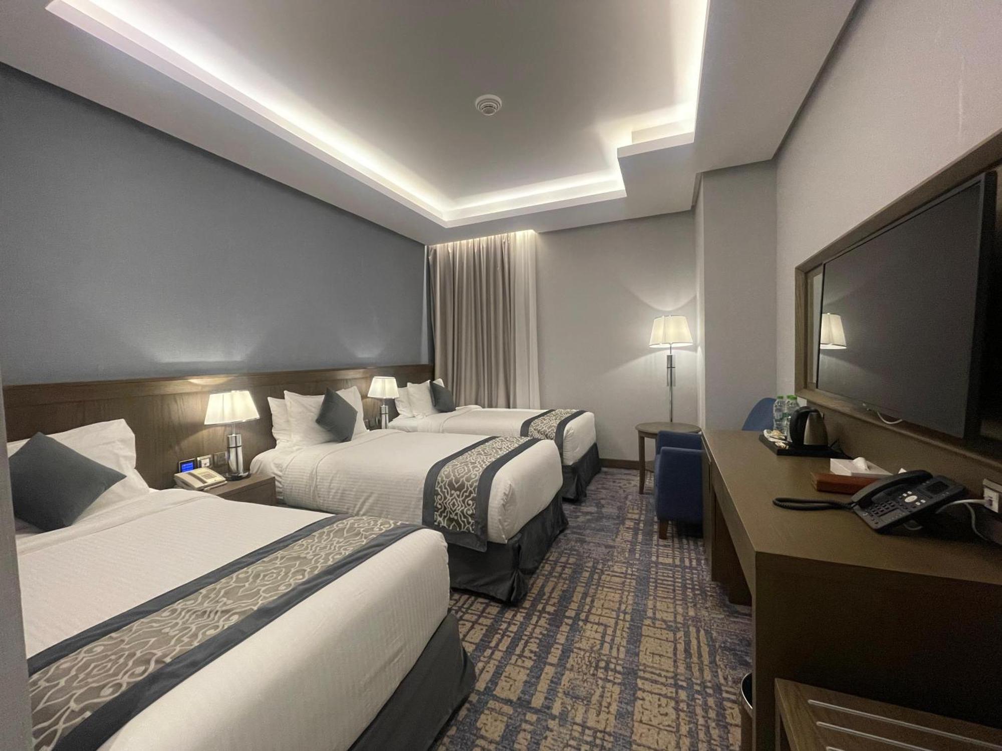 Maien Taiba Hotel Медина Екстериор снимка